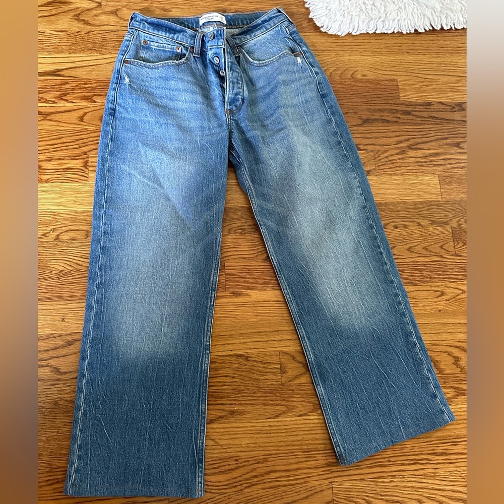 Abercrombie low rise Jeans